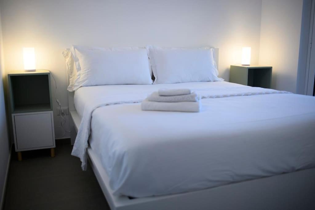 Matilde'S Flat Apartment Milazzo Ngoại thất bức ảnh