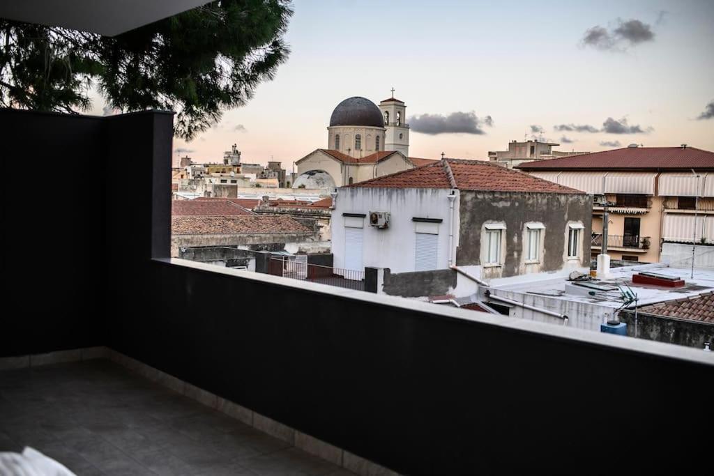 Matilde'S Flat Apartment Milazzo Ngoại thất bức ảnh